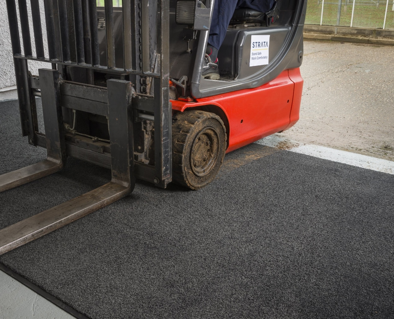 Clean-start® – Forklift Wheel Cleaning Matting